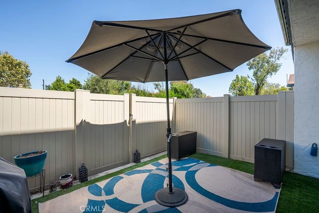 555 D, Upland, CA 91786