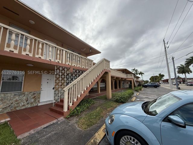 1154 W 35th St 223, Hialeah, FL 33012