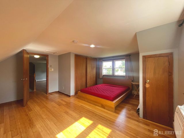 19 W Francis Street, Woodbridge Proper, NJ 08830
