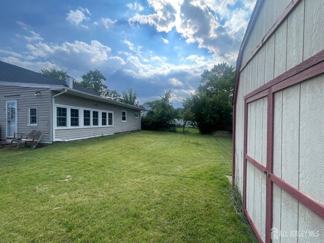 19 W Francis Street, Woodbridge Proper, NJ 08830