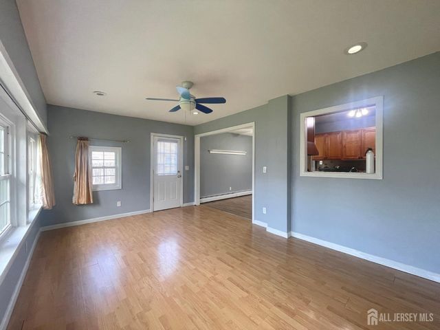 19 W Francis Street, Woodbridge Proper, NJ 08830