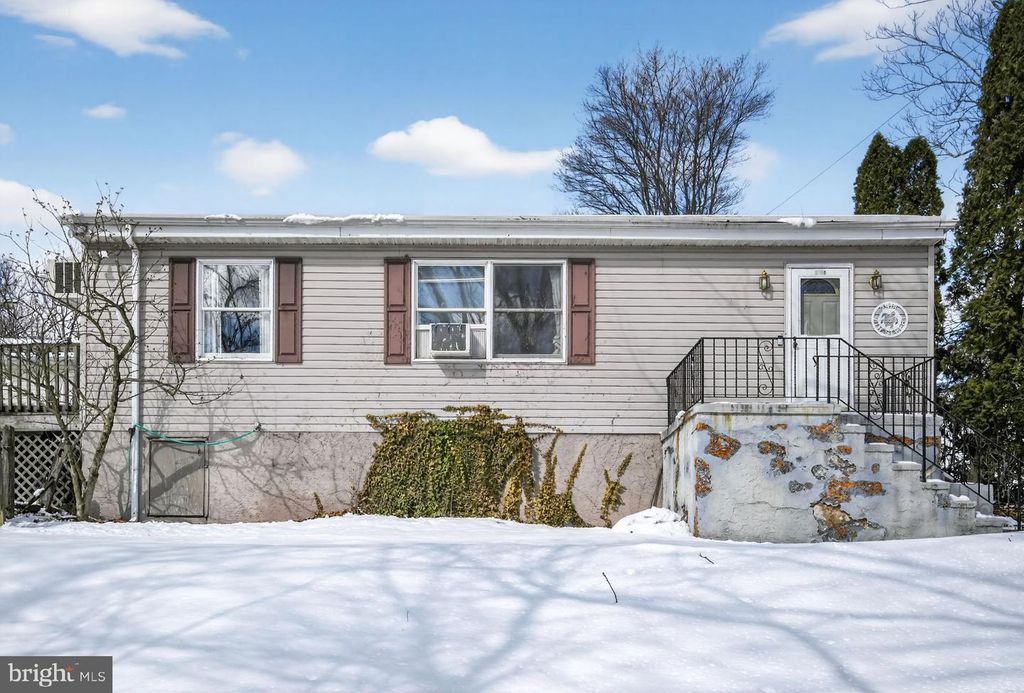 2918 7TH ST, Norristown, PA 19403