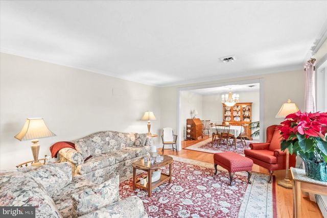 155 GEORGE ST, Hanover, PA 17331