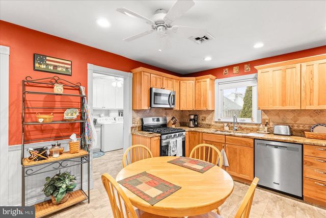 155 GEORGE ST, Hanover, PA 17331