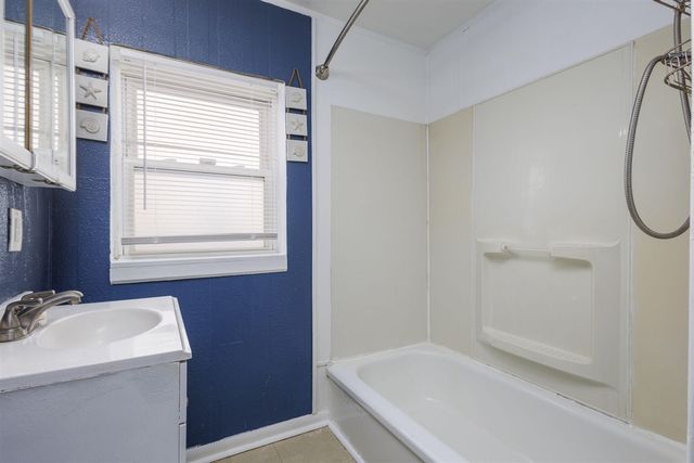 23328 Battelle Avenue, Hazel Park, MI 48030