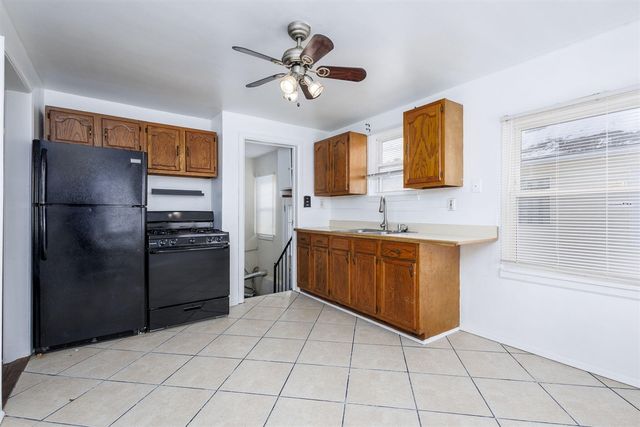 23328 Battelle Avenue, Hazel Park, MI 48030