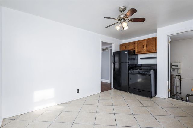 23328 Battelle Avenue, Hazel Park, MI 48030