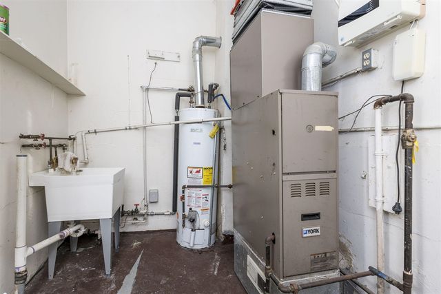 23328 Battelle Avenue, Hazel Park, MI 48030