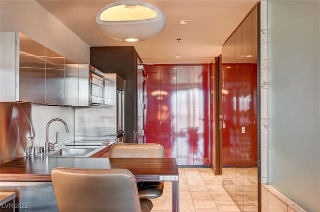 4381 West Flamingo Road 53307, Las Vegas, NV 89103