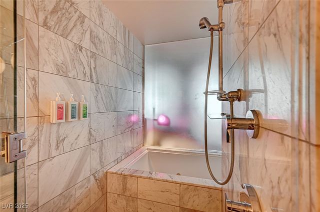 4381 West Flamingo Road 53307, Las Vegas, NV 89103