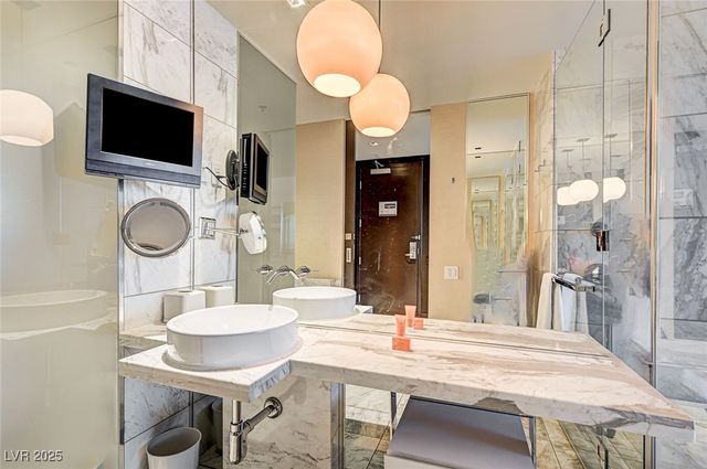 4381 West Flamingo Road 53307, Las Vegas, NV 89103