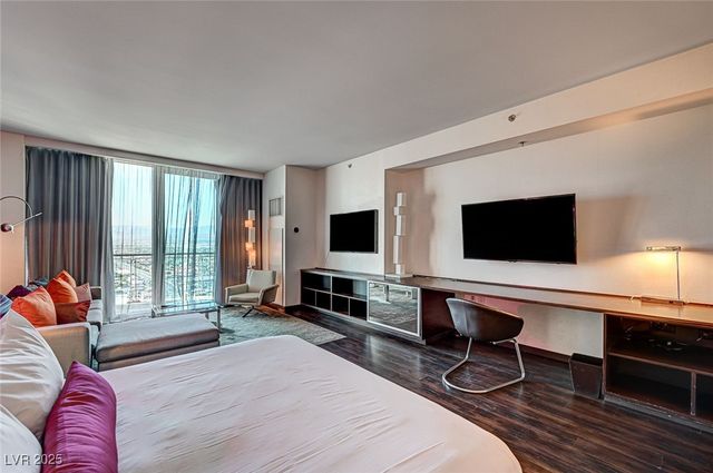 4381 West Flamingo Road 53307, Las Vegas, NV 89103