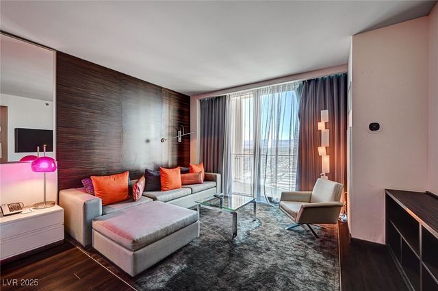 4381 West Flamingo Road 53307, Las Vegas, NV 89103