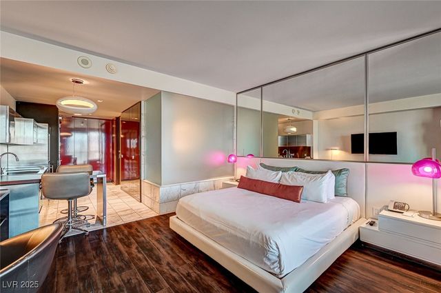 4381 West Flamingo Road 53307, Las Vegas, NV 89103