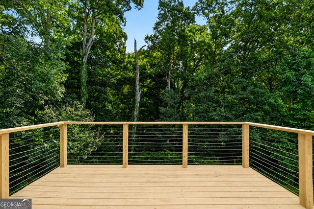 3190 Lakecrest Drive, Dacula, GA 30019