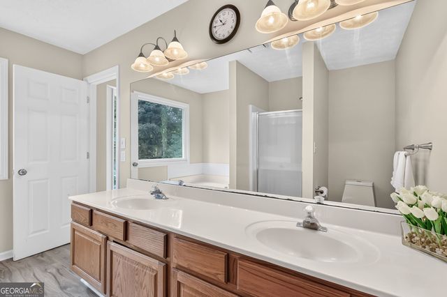 3190 Lakecrest Drive, Dacula, GA 30019