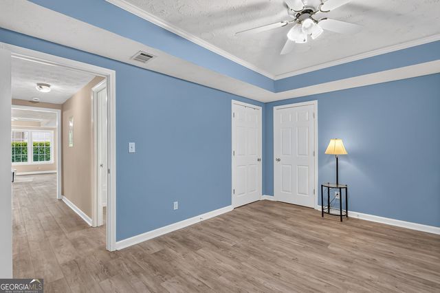 3190 Lakecrest Drive, Dacula, GA 30019