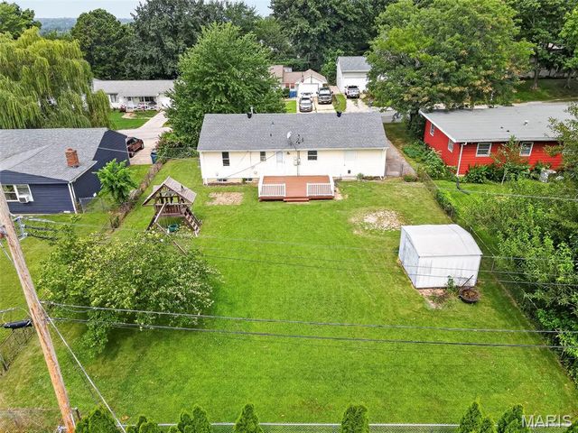 20 Westview Drive, St Charles, MO 63303