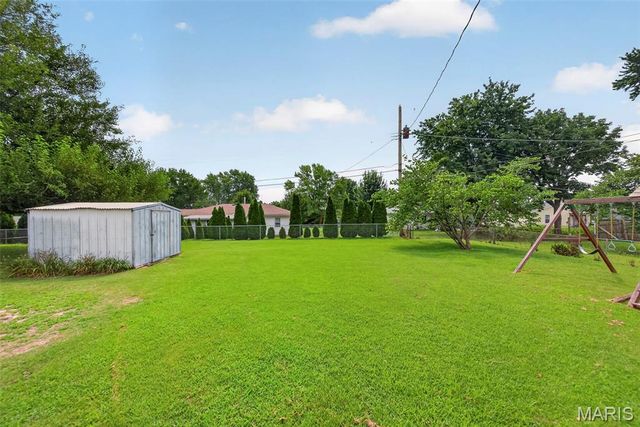 20 Westview Drive, St Charles, MO 63303