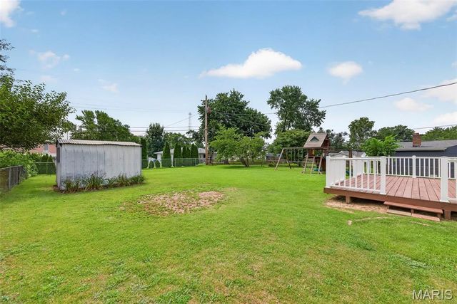 20 Westview Drive, St Charles, MO 63303