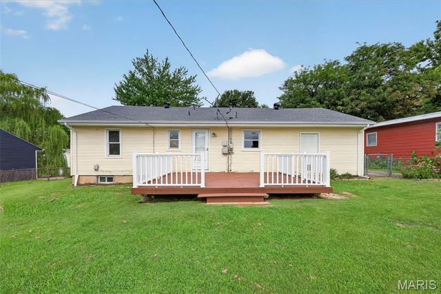 20 Westview Drive, St Charles, MO 63303