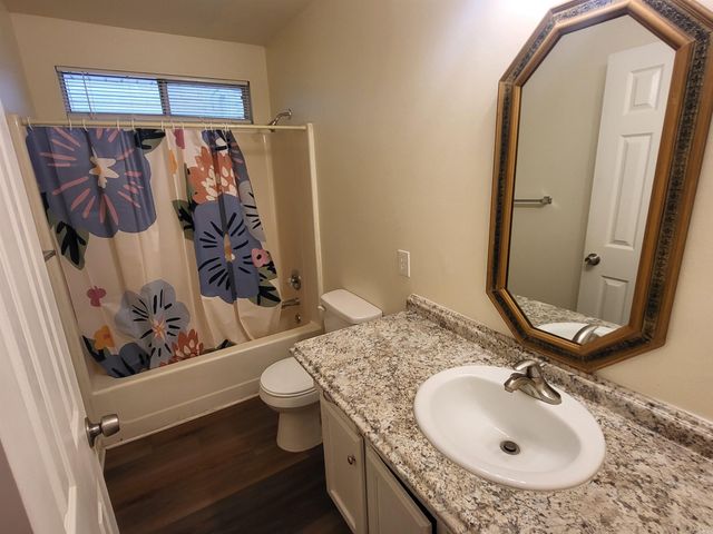 5609 Kari Hill Place, North Little Rock, AR 72118