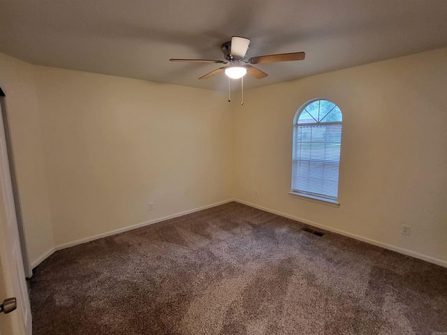 5609 Kari Hill Place, North Little Rock, AR 72118