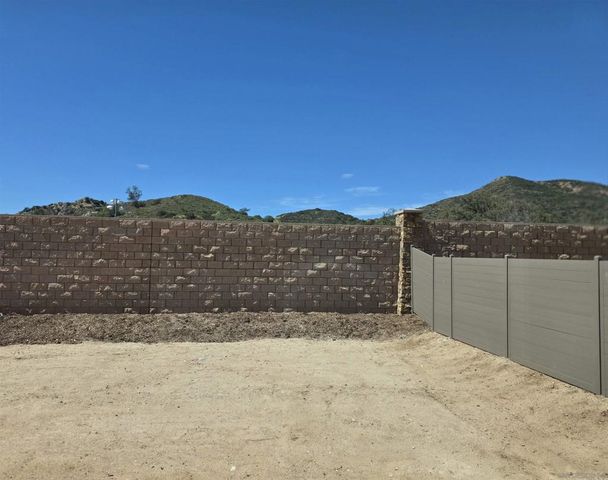 3501 Butler Place, Escondido, CA 92027