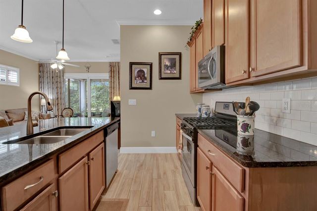 2453 YELLOW BRICK ROAD, St Cloud, FL 34772