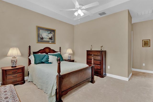 2453 YELLOW BRICK ROAD, St Cloud, FL 34772