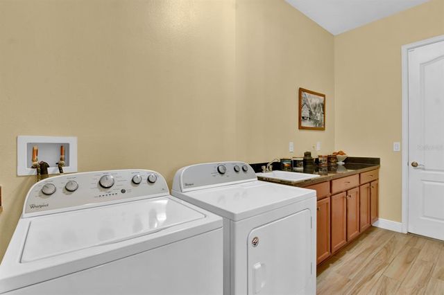 2453 YELLOW BRICK ROAD, St Cloud, FL 34772