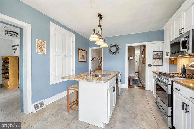 209 E 10TH AVE, Conshohocken, PA 19428