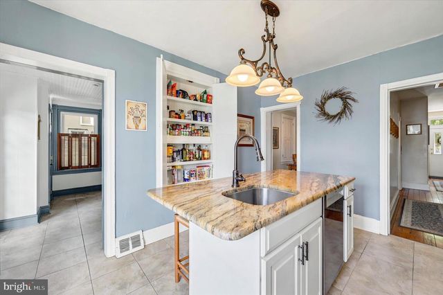 209 E 10TH AVE, Conshohocken, PA 19428