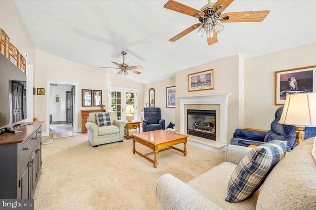 209 E 10TH AVE, Conshohocken, PA 19428