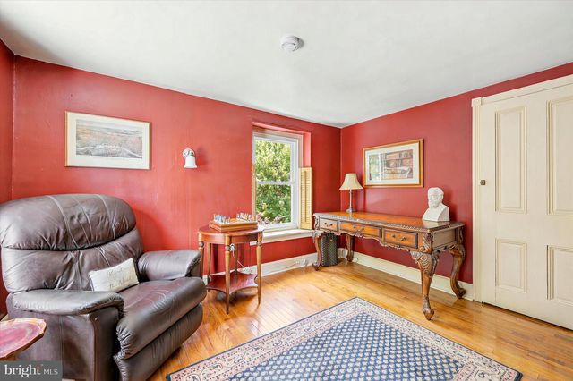 209 E 10TH AVE, Conshohocken, PA 19428