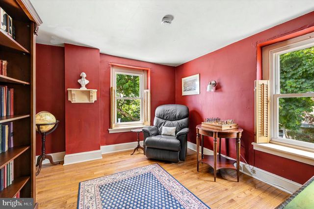 209 E 10TH AVE, Conshohocken, PA 19428