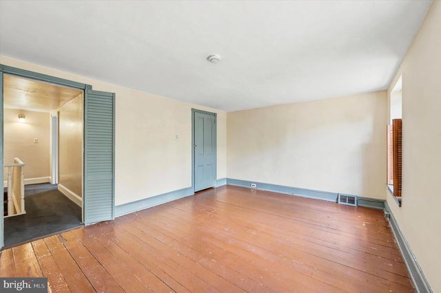 209 E 10TH AVE, Conshohocken, PA 19428