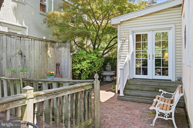 209 E 10TH AVE, Conshohocken, PA 19428