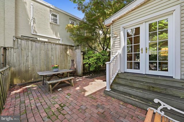 209 E 10TH AVE, Conshohocken, PA 19428