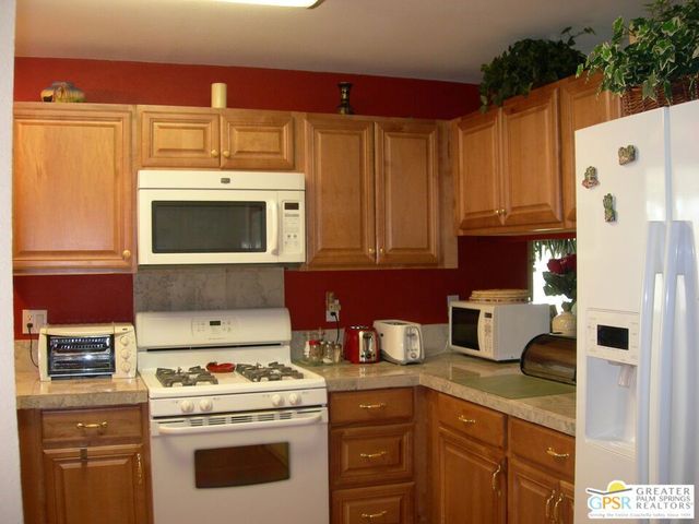 7501 Palm Avenue 113, Yucca Valley, CA 92284