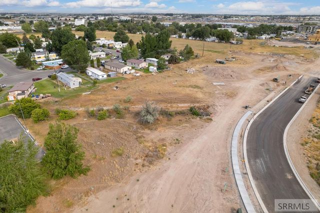 1919 N Woodruff Circle, Idaho Falls, ID 83401