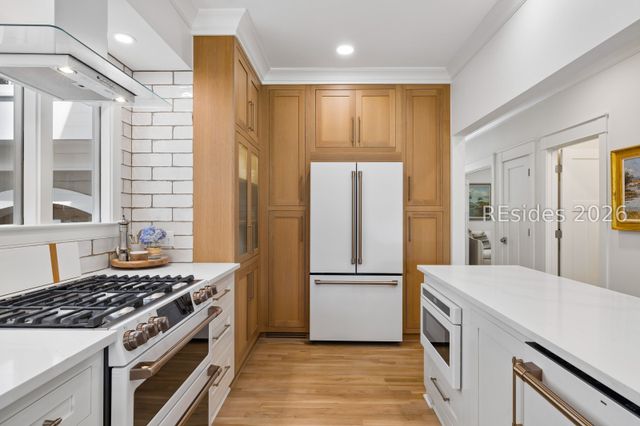 55 Crosstree Dr, Hilton Head Island, SC 29926