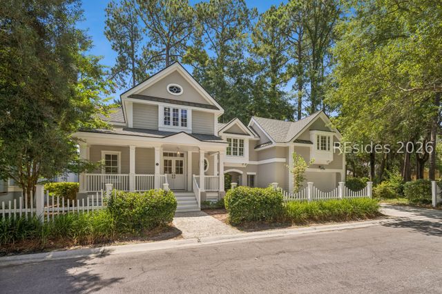 55 Crosstree Dr, Hilton Head Island, SC 29926