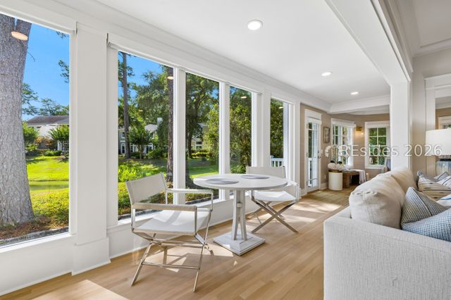 55 Crosstree Dr, Hilton Head Island, SC 29926