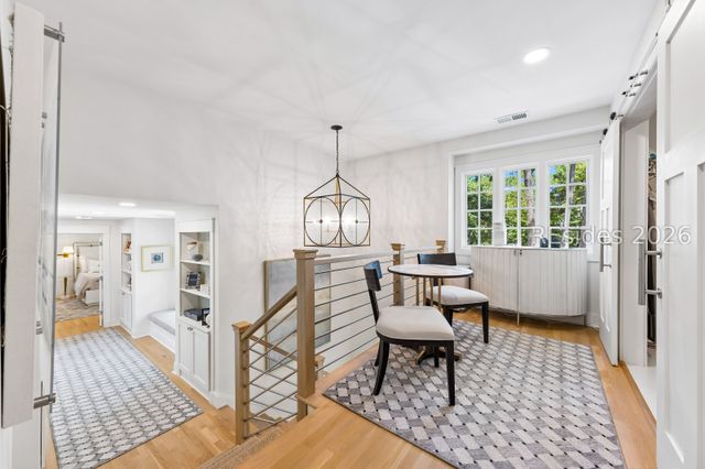 55 Crosstree Dr, Hilton Head Island, SC 29926