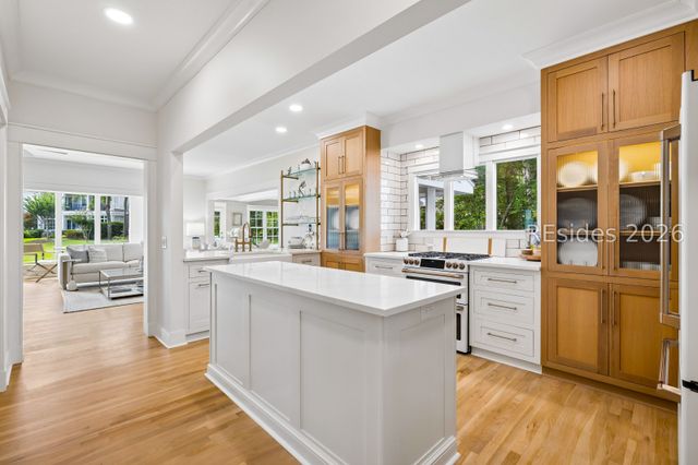 55 Crosstree Dr, Hilton Head Island, SC 29926
