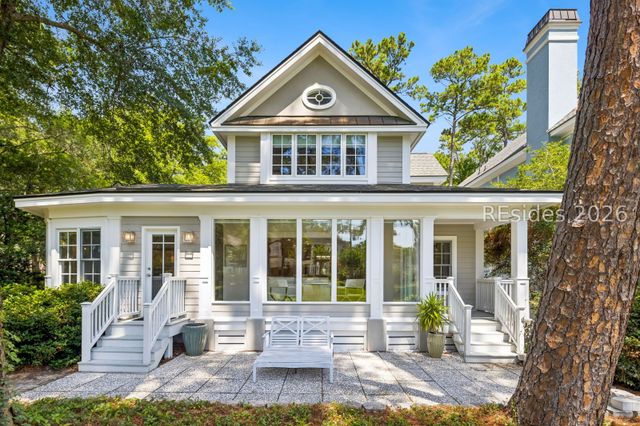 55 Crosstree Dr, Hilton Head Island, SC 29926
