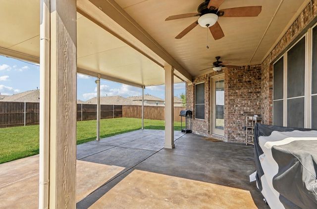 2713 Ranger Lane, Aubrey, TX 76227