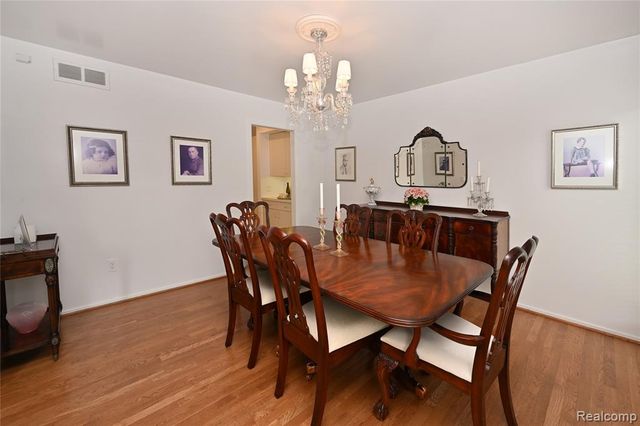 6020 Orchard Ridge Court, West Bloomfield, MI 48322
