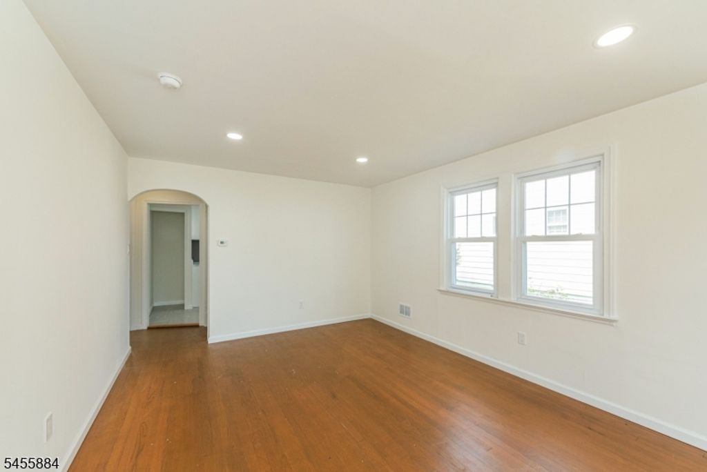 50 Birch St, Bloomfield Twp., NJ 07003 — photo 5